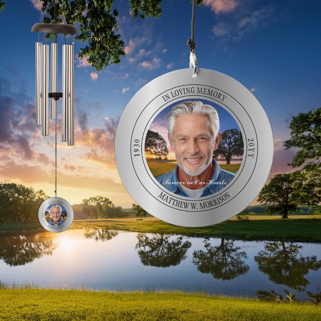 In Loving Memory Photo Memorial Keepsake Wind Chime (In Loving Memory Photo Memorial Keepsake Wind Chime - Silver Tone)