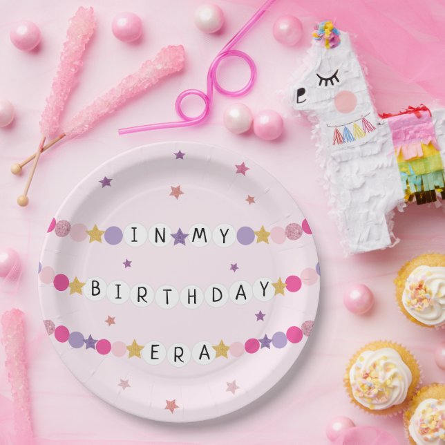In My Friendship Bracelet Era Birthday Party Paper Plates (Party)