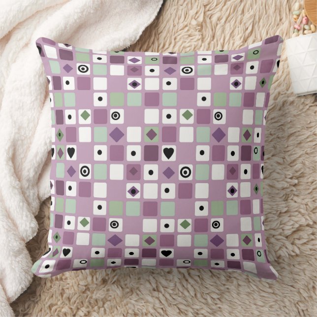In pinkish lilac tones, geometric pattern throw pillow (Blanket)