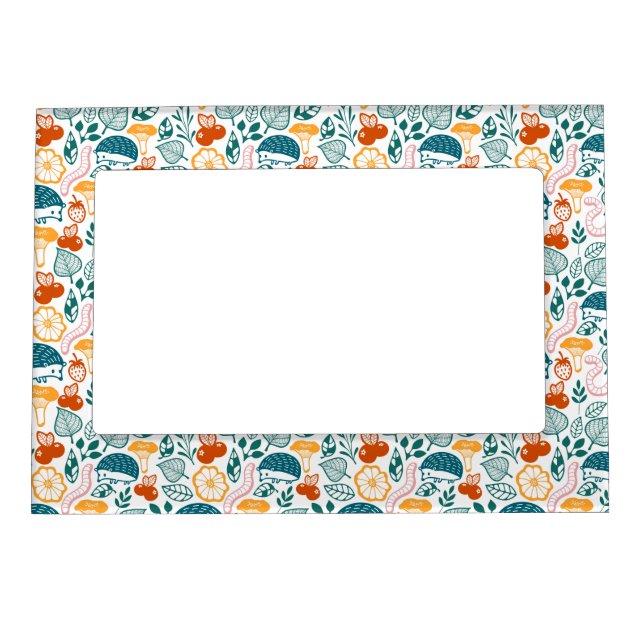 In the forest magnetic frame (Front)