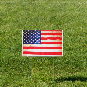 INDEPENDENCE DAY sign