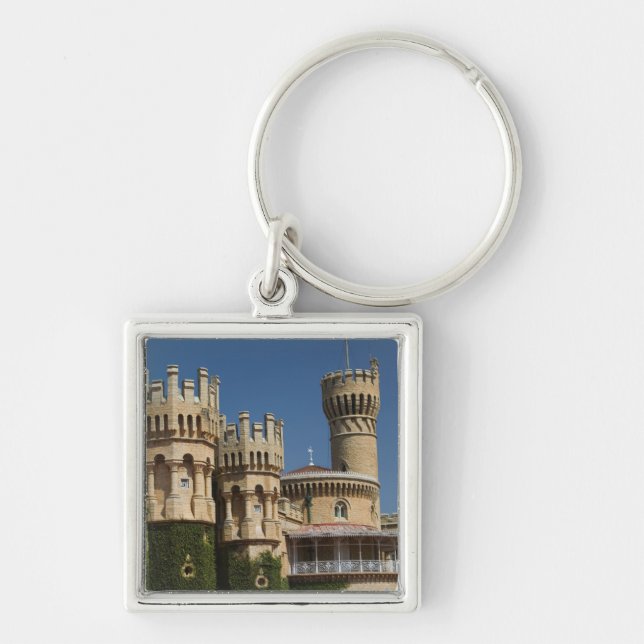 INDIA, Karnataka, Bangalore: Bangalore Palace Keychain (Front)