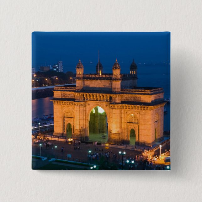 INDIA, Mumbai (Bombay): Gateway of India / Button (Front)