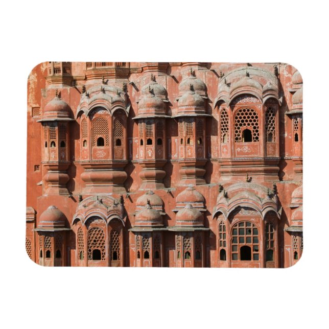 INDIA, Rajasthan, Jaipur: Hawa Mahal (Palace of Magnet (Horizontal)