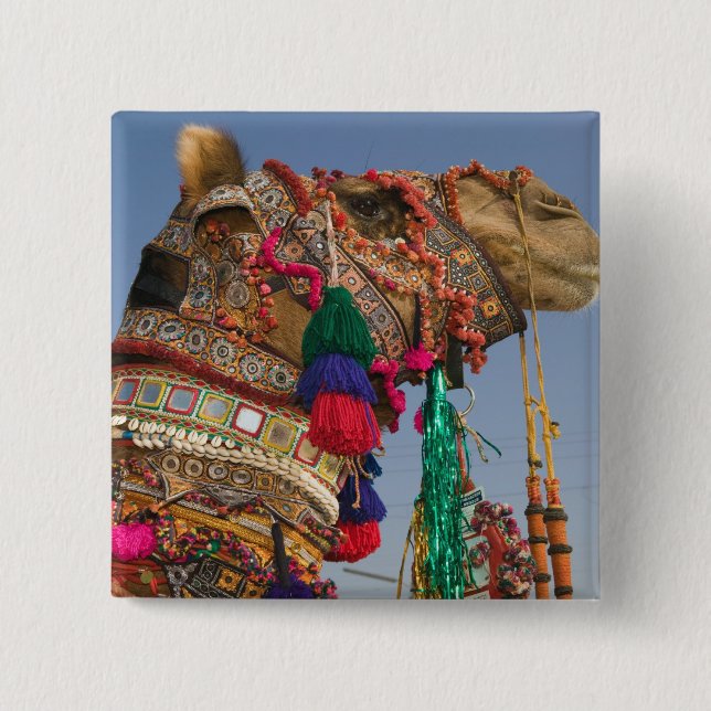 INDIA, Rajasthan, Pushkar: PUSHKAR CAMEL FAIR, Button (Front)