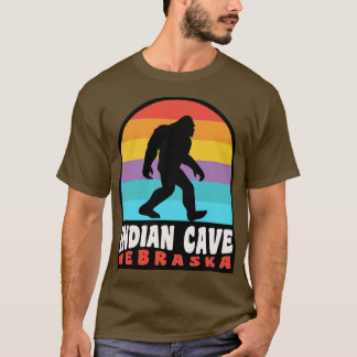 Indian Cave State Park Nebraska Bear Badge T-Shirt