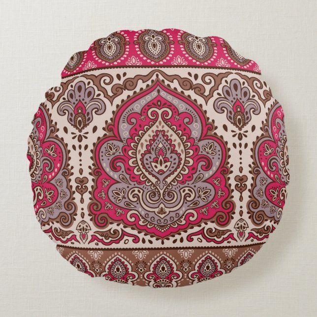Indian floral paisley, ethnic mandala pattern. round pillow (Front)