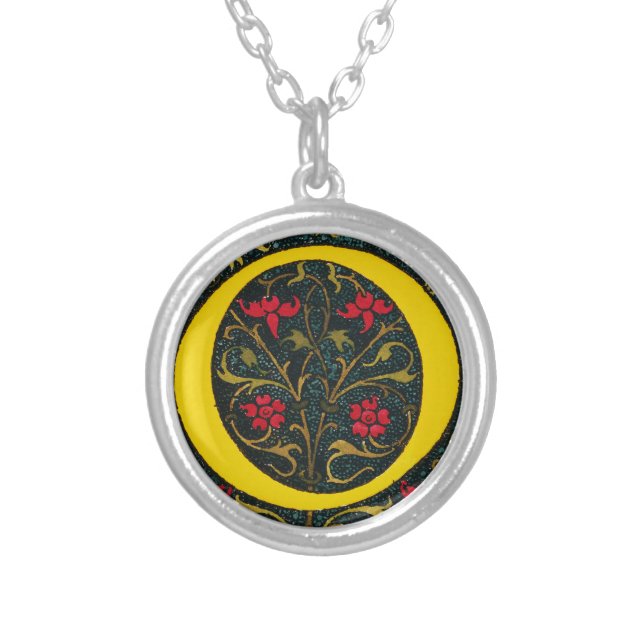 INITIAL O, 1520. SILVER PLATED NECKLACE (Front)