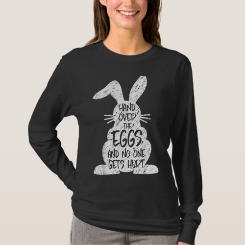 Injured hand crazy rabbit Bunny hunts easter eggs  T_Shirt