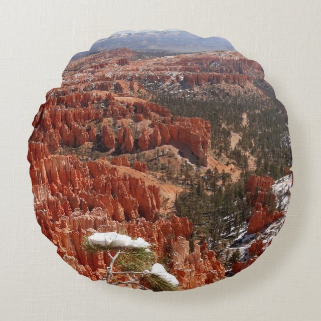 Inspiration Point at Bryce Canyon I Round Pillow (Front)