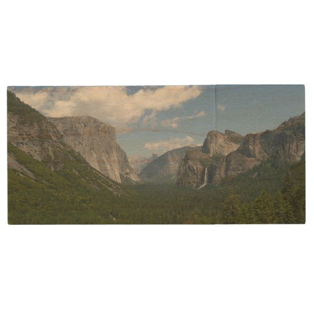 Inspiration Point in Yosemite National Park Wood Flash Drive (Front)