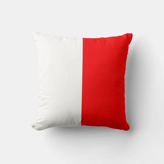 International maritime signal flag letter nautical throw pillow (Front)