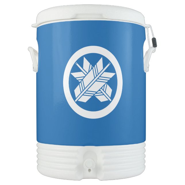 Intersecting arrows in circle cooler (Front)