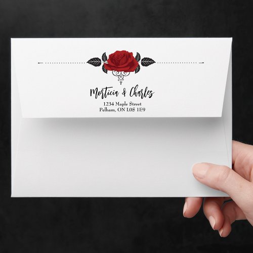 Intertwined Romantic Red Roses Envelope Stationary