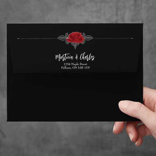 Intertwined Romantic Red Roses Envelope Stationary