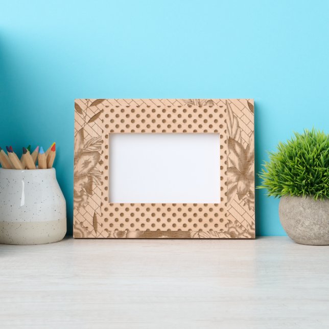 Intricate fabric design featuring floral patterns  engraved frames (Front)