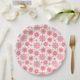 Intricate Red Snowflake Pattern Paper Plates