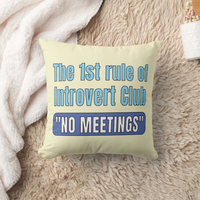 Introvert Club    T-Shirt Throw Pillow (Blanket)