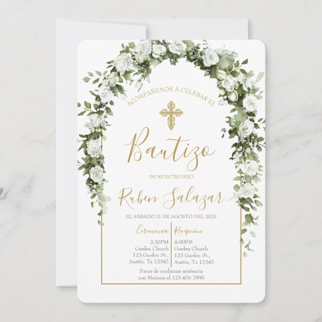 Invitación de bautismo con arco y flores blancas invitation (Front)