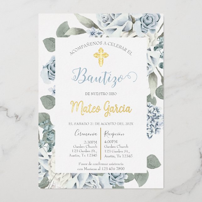 Invitación de bautismo floral azul en español foil invitation (Front)