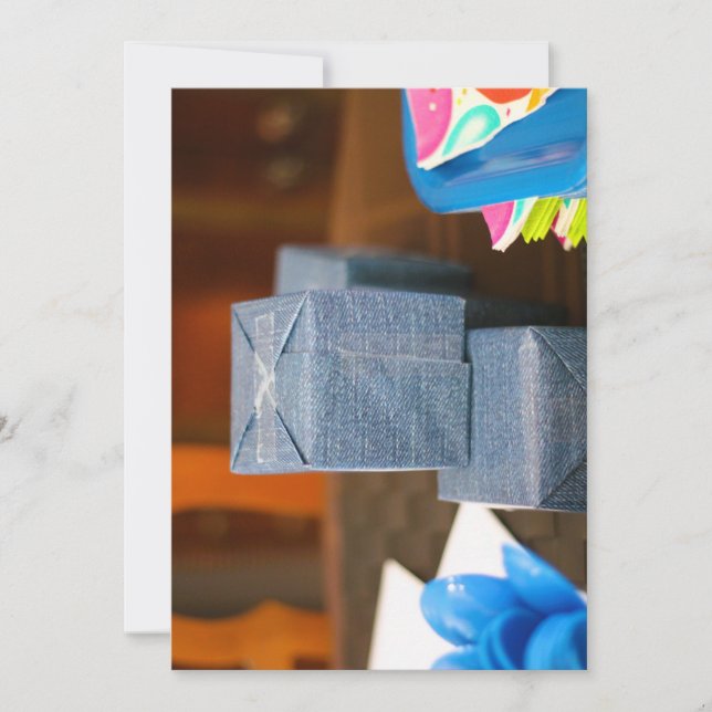 Invitation with small gift box cover (Front)