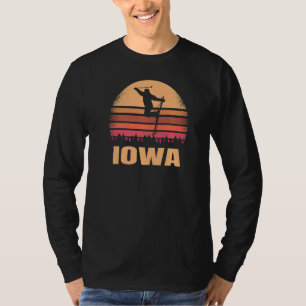 Iowa Skier Vintage Ia Skiing Ski Jump Resort Retro T-Shirt