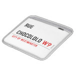 Rue  chocololo  iPad Sleeves