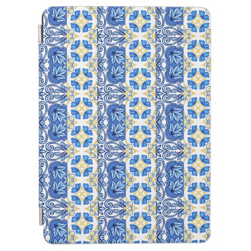 iPad Smart Cover with Portuguese tiles