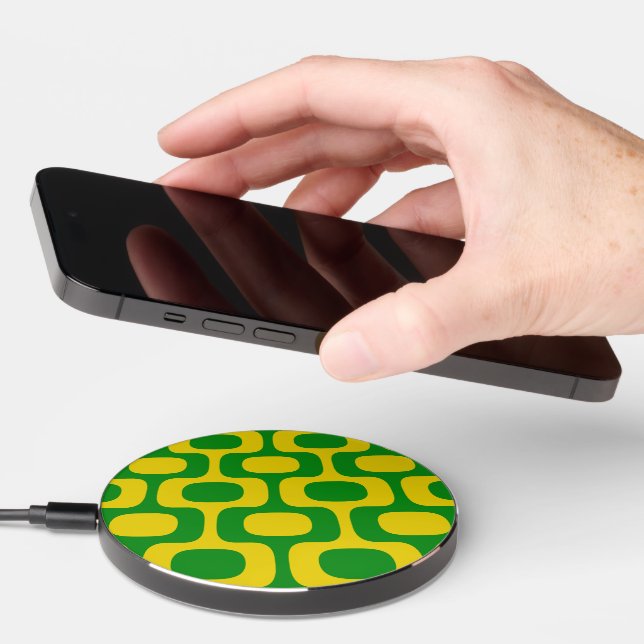 Ipanema Sidewalk Pattern, Beach Pattern, Brazil Wireless Charger (Hand)