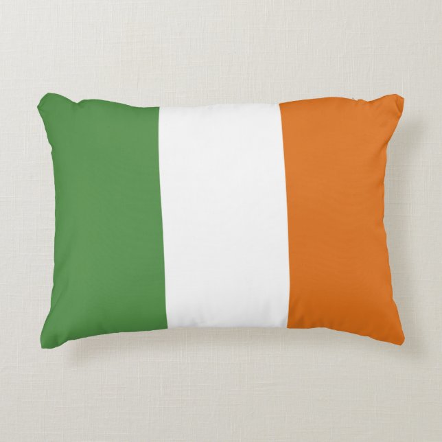 Ireland flag accent pillow (Front)