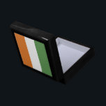 Ireland flag gift box<br><div class="desc">An ideal gift for all those who are patriotic of their country!</div>