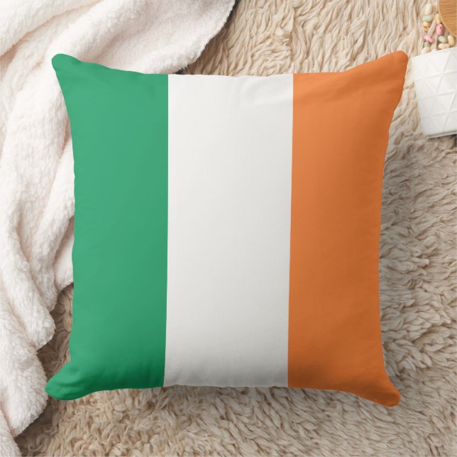 Ireland Flag: Irish Banner, Free UK Throw Pillow (Blanket)
