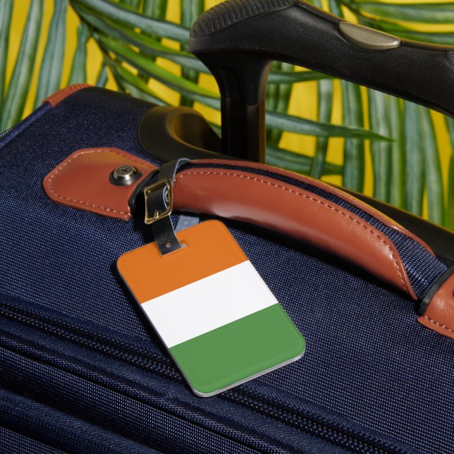 Ireland flag luggage tag (Front Insitu 1)
