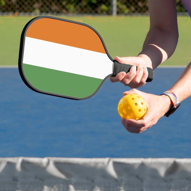 Ireland flag pickleball paddle (Insitu)