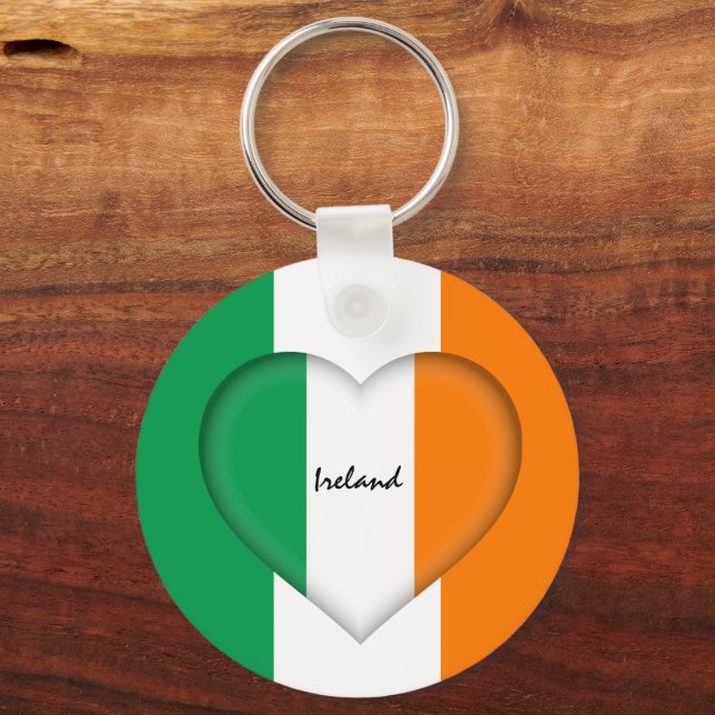 Ireland, Irish Flag & Irish Heart fashion / sports Keychain (Front)