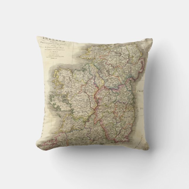 Ireland map throw pillow (Front)