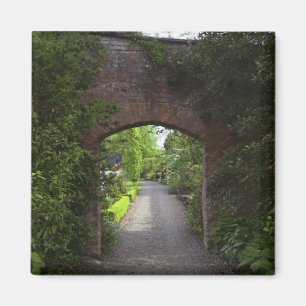 Ireland, the Dromoland Castle very green Magnet