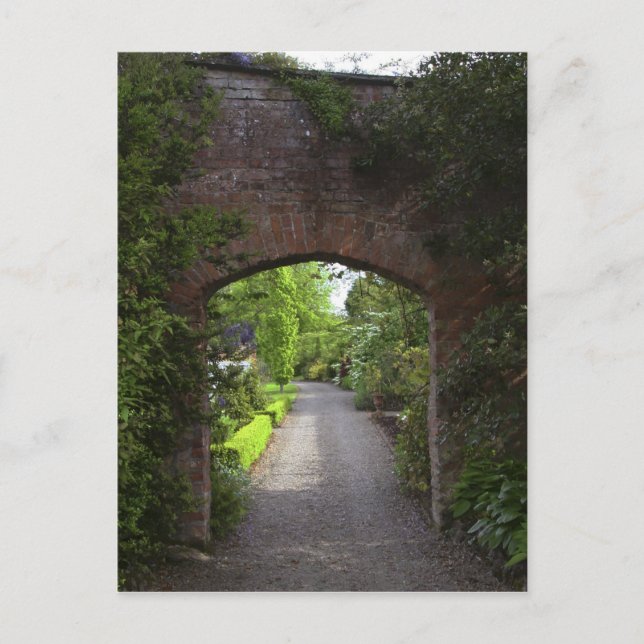 Ireland, the Dromoland Castle very green Postcard (Front)