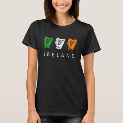 Irish Celtic Triple Harp Medieval Emblem of Irelan T-Shirt