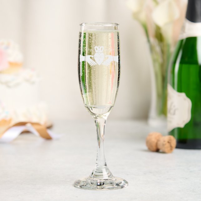 Irish Claddagh Ring Simple Graphic Personalized Champagne Flute (Wedding)