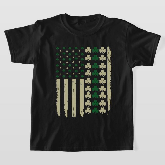 Irish Clover Flag american Retro Shamrock St. Patr T-Shirt (Laydown)