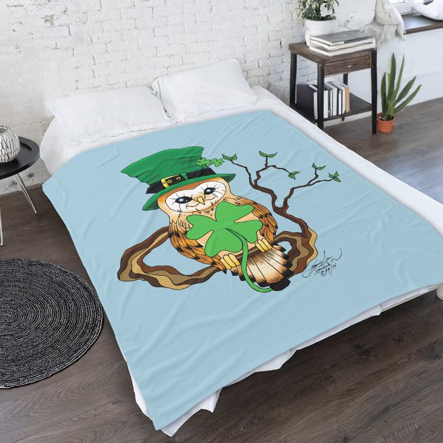 Irish Clovers Owl Green Fleece Blanket (Creator Uploaded)