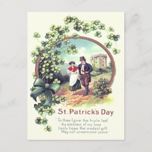 Irish Couple Castle Shamrock Postcard