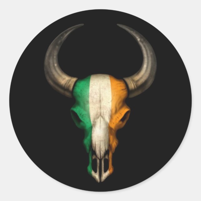 Irish Flag Bull Skull on Black Classic Round Sticker (Front)