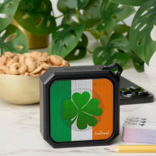 Irish Flag, Shamrock, Ireland patriots /sports fan Bluetooth Speaker