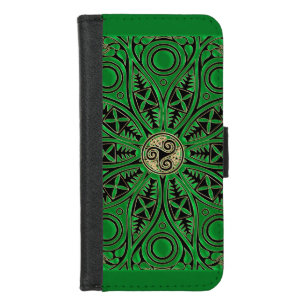 Irish Green Celtic Triskele Mandala iPhone 8/7 Wallet Case