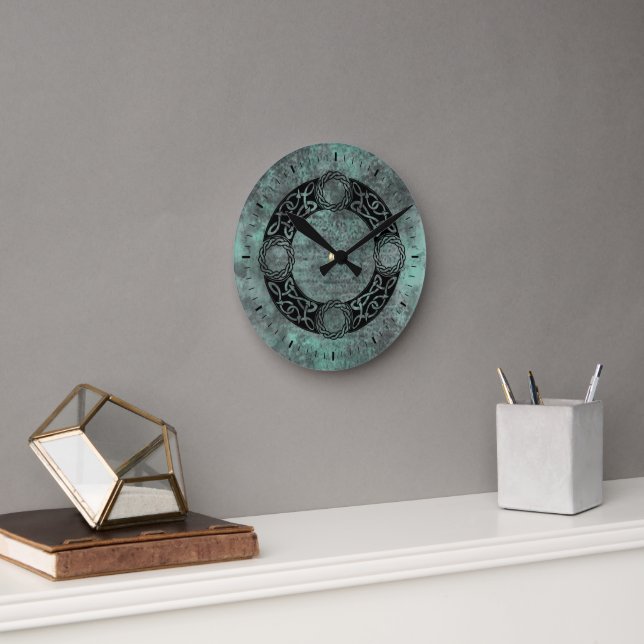 Irish Knot Designs Round Clock (Office)