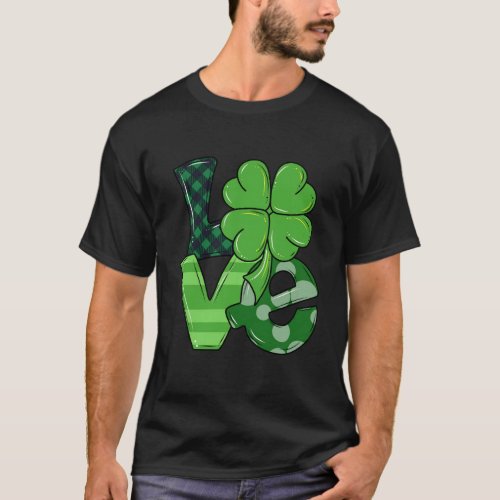Irish Love Patricks Day Shamrock Green Plaid T_Shirt