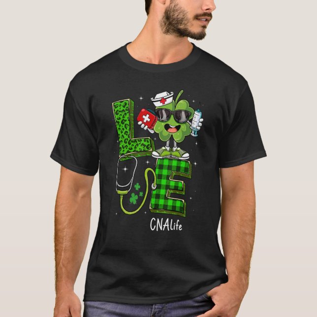 Irish Nurse St Patricks Day Green Leopard Love CNA T-Shirt (Front)