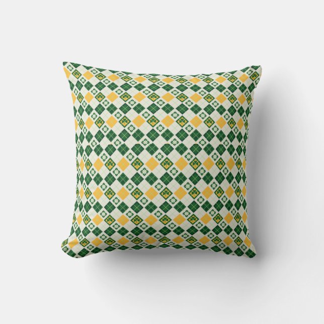 Irish Saint Patrick's Day pattern Throw Pillow (Front)